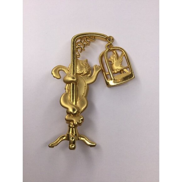 Vintage JJ Jonette Gold Tone Cat & Caged Bird Brooch funny - Picture 2 of 6